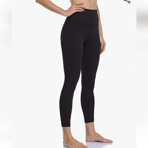 HEYNUTS Essential 7/8 Leggings, Buttery Soft Pants Hawthorn Athletic Yoga Pants